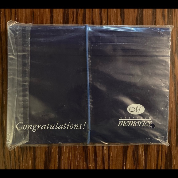 Creative Memories Congratulations Folder - Picture 2 of 2
